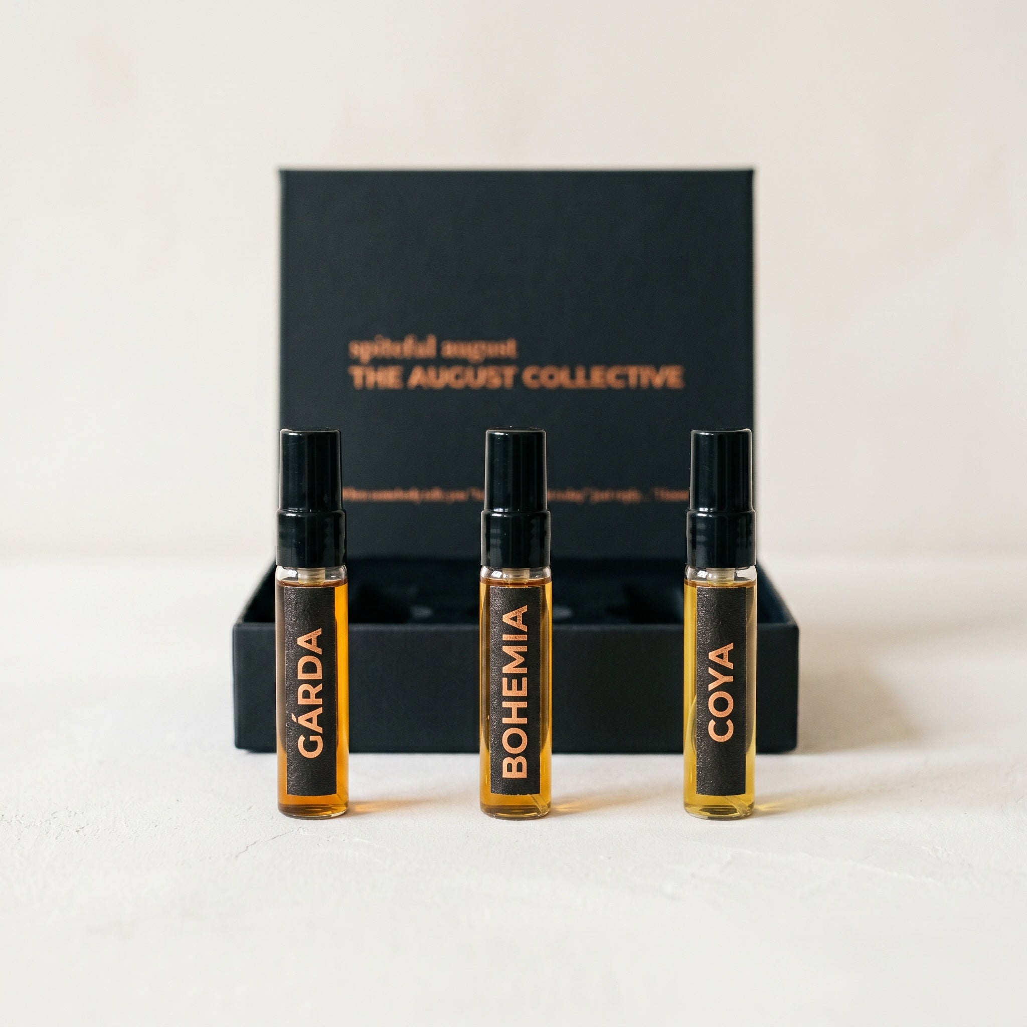 The August Collective — Genderless Discovery Set, 3 × 5ml Extraits de Parfum
